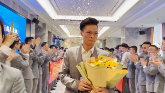 祝福！庫斯家人李景偉手繪家鄉(xiāng)地圖尋親成功